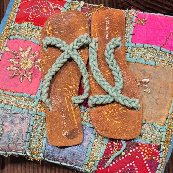NWOT turquoise braided straps Sandals - Picture 2 of 9